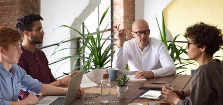 CoPilot of ChatGPT bij het notuleren_pexels